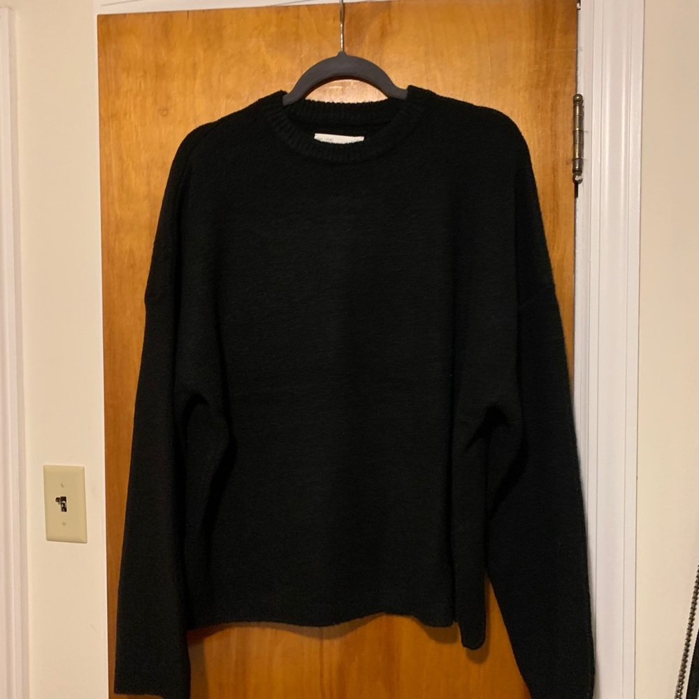 Oak + fort crewneck sweater
